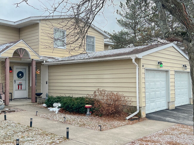 Building Photo - 67 Maryland Rd