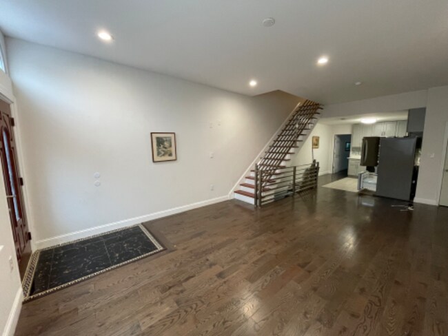 Foto del edificio - 1331 S 6th St