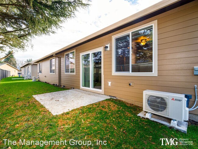 Foto del edificio - 2 br, 2 bath House - 3321 Lewis Lane