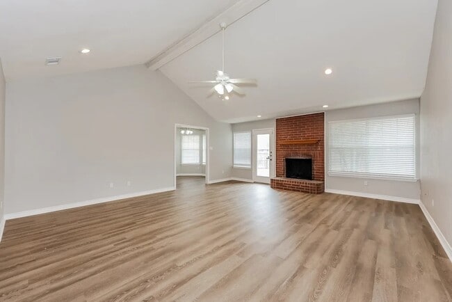 Building Photo - 832 Andalusia Trail