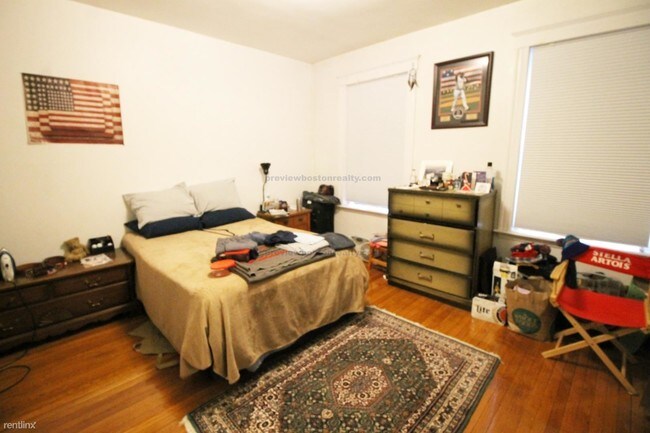 Foto del edificio - 4 br, 2 bath  - 35 Cummings Rd # 5HG