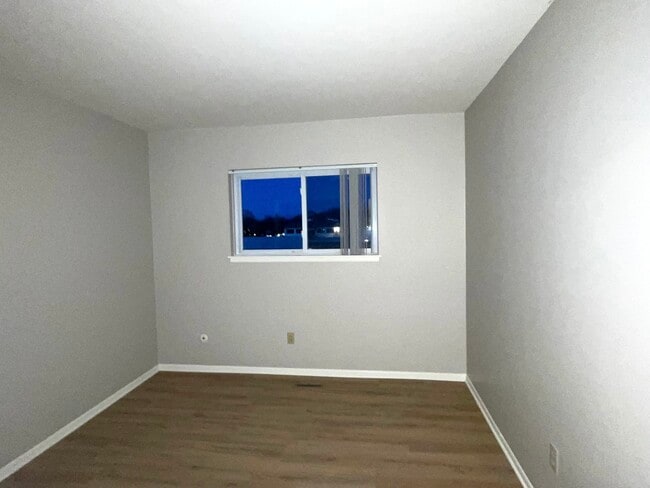 Building Photo - 3 Main St