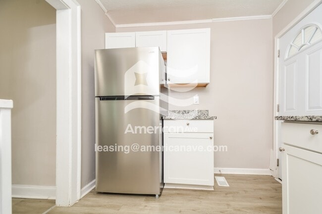Foto del edificio - 112 Kensington Cir