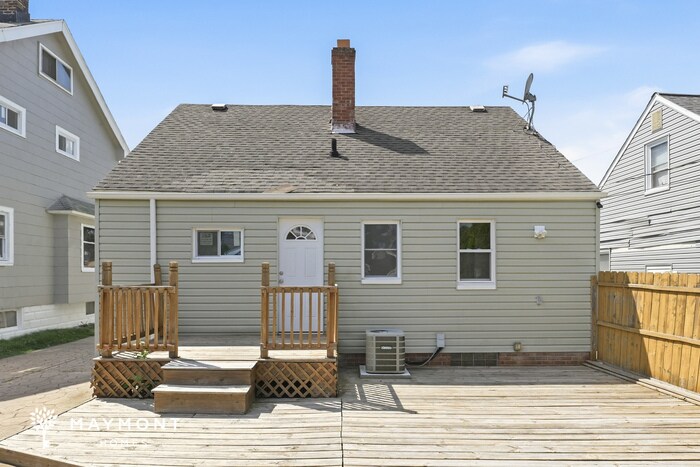 Foto del edificio - Cozy Maple Heights 3-Bed Home