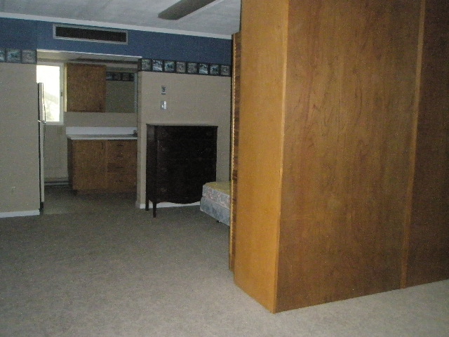 Building Photo - 205 N Grove St