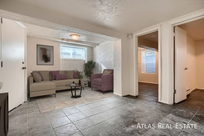 Photo - 1575 Lima St Apartment