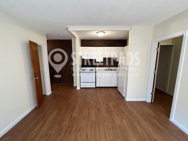 Building Photo - 1 bedroom in Boston MA 02130