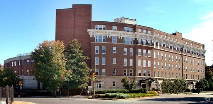 Building Photo - One Monument Avenue