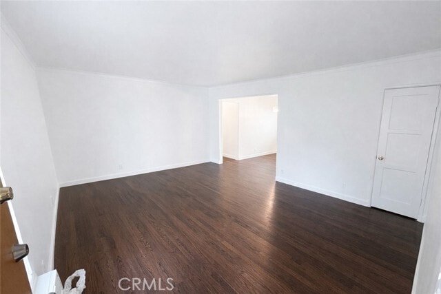 Building Photo - 11441 Oxnard St