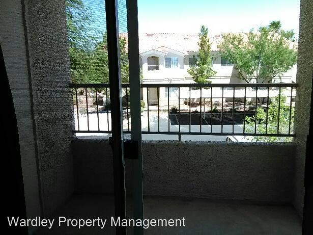 Building Photo - 480 Elm Dr