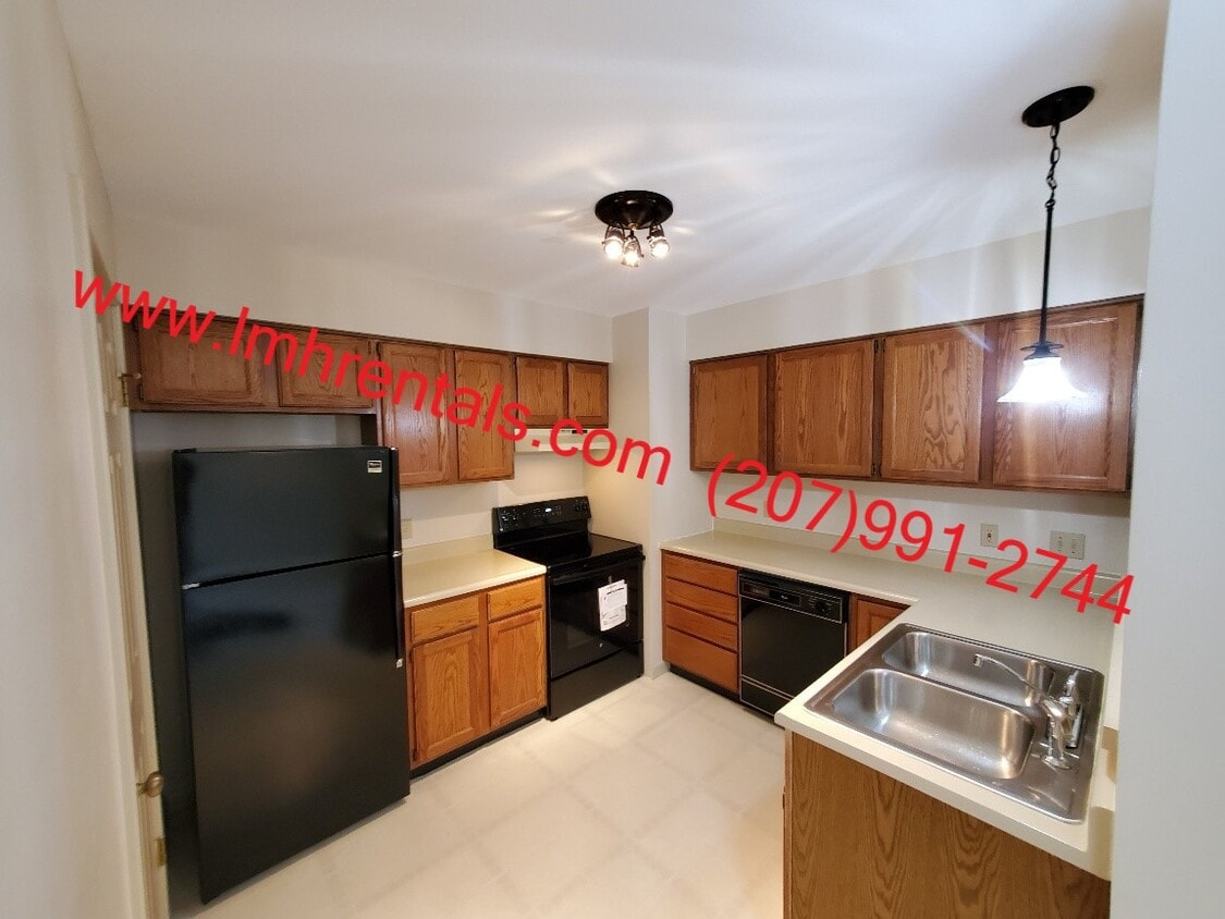 135 Mayo Rd, Hampden, ME 04444 Condo for Rent in Hampden, ME