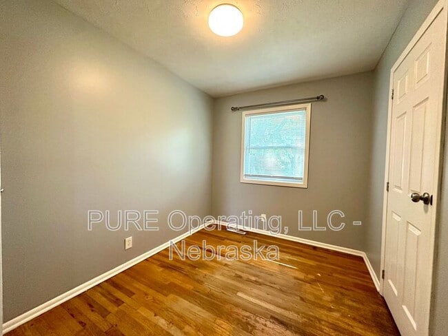 Foto del edificio - 12735 B St