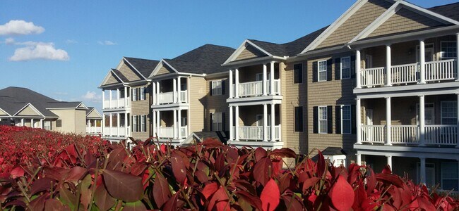 Foto del edificio - 2732 Suncrest Village