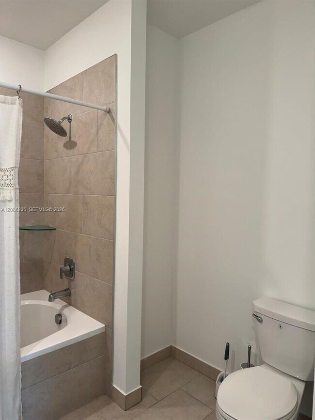 Building Photo - 4725 NW 85th Ave