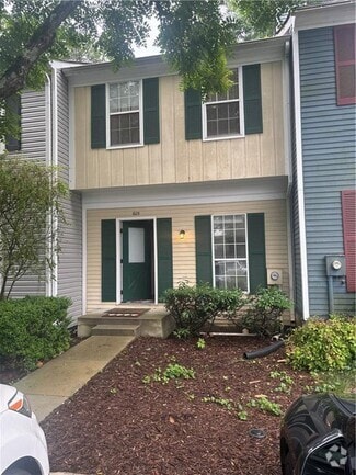Building Photo - 605 Wedgewood Way