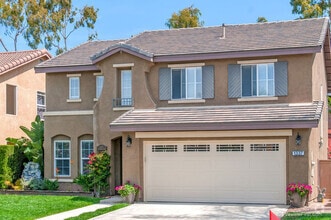 Building Photo - 1337 Fieldbrook St