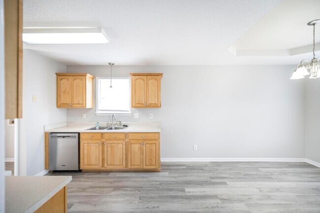 Foto del edificio - 406 Haverhill Cir