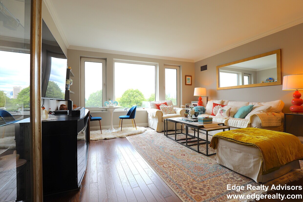 Foto principal - 492 Beacon St