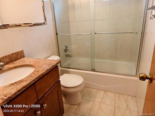 Foto del edificio - 43-44 249th Street Unit