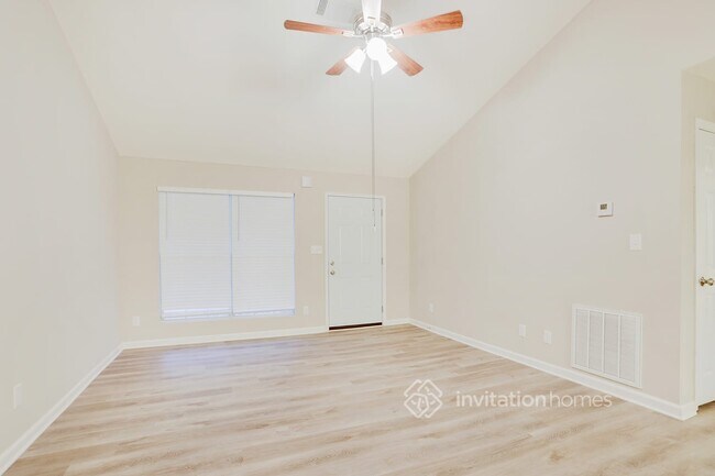 Foto del edificio - 2960 Garnet Way