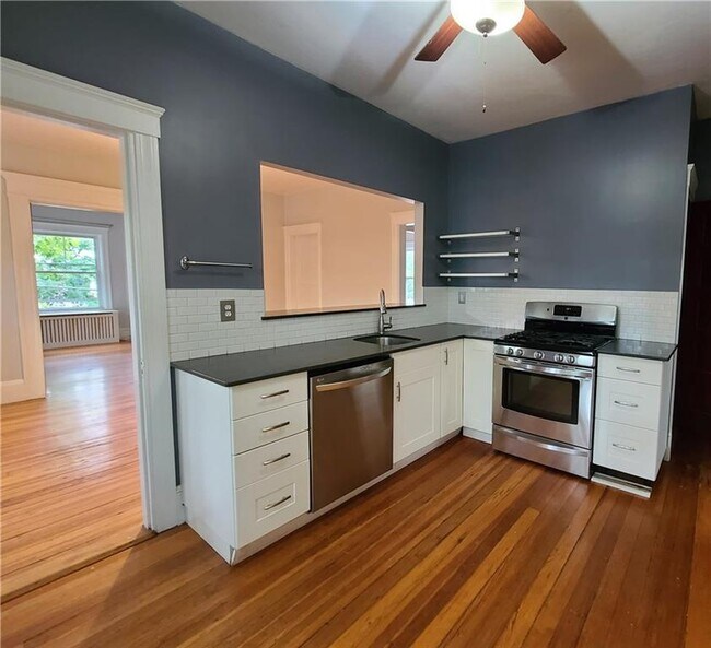Building Photo - 255-257 Cypress St