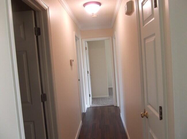 Foto del edificio - 3210 Old Warson Rd