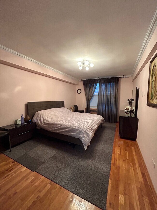 Foto del edificio - 820 Ocean Pkwy