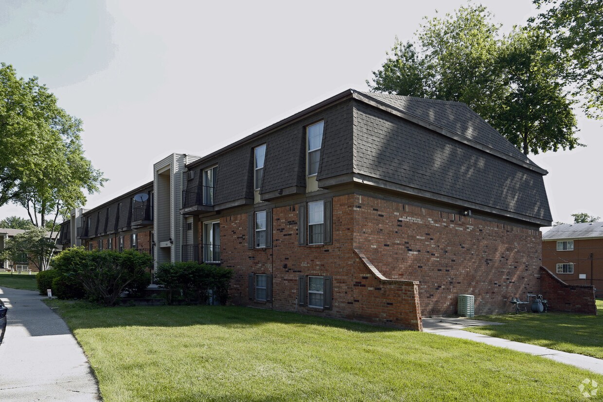 Primary - Lourdes Commons