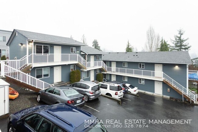 Building Photo - 910 21st St