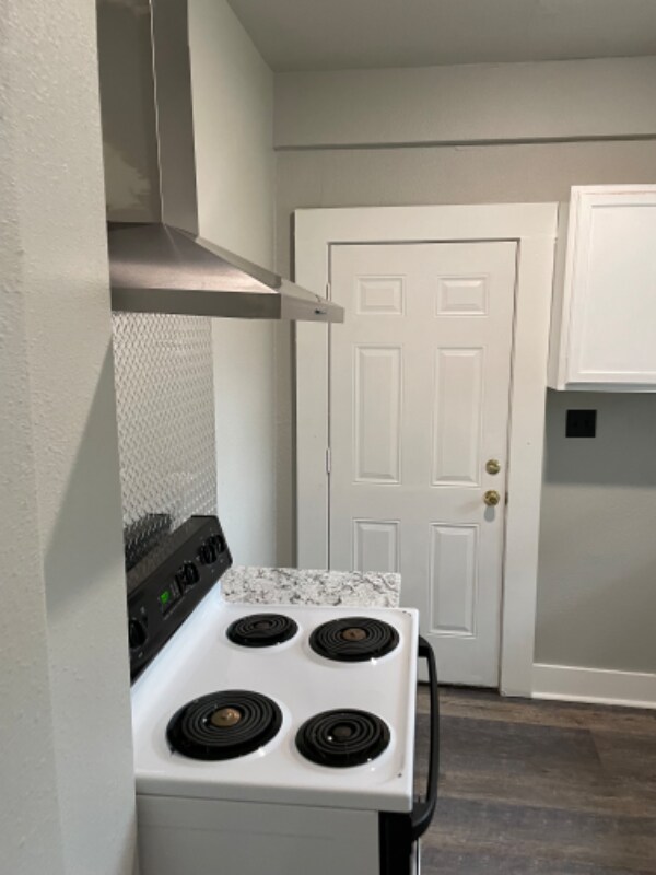 2106 Stonewall St, Greenville, TX 75401 House Rental in Greenville