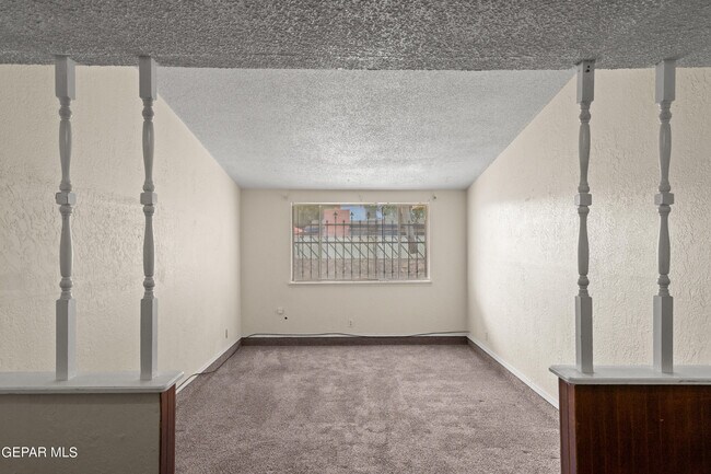 Foto del edificio - 9864 Vandenburg St