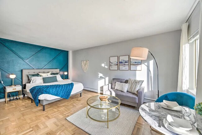 Foto del edificio - 1400 Hubbell Pl