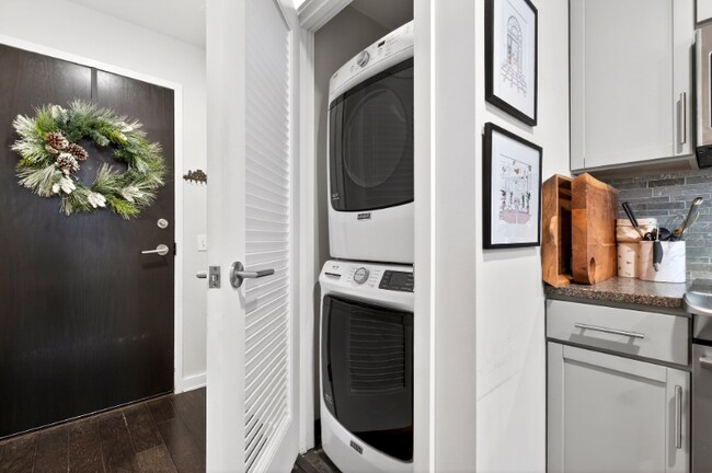 Foto del edificio - 1212 Laurel St