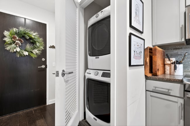 Building Photo - 1212 Laurel St