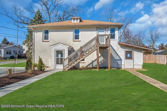 Foto del edificio - 7 Pollys Park Dr