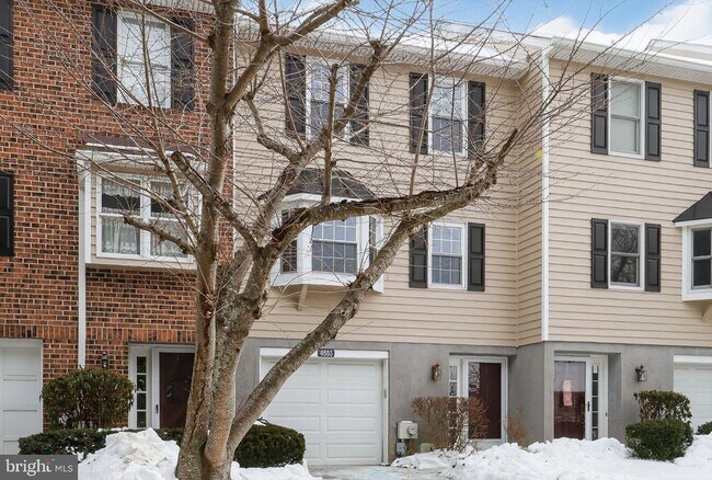 Foto del edificio - 4503 Fox Pointe Ct