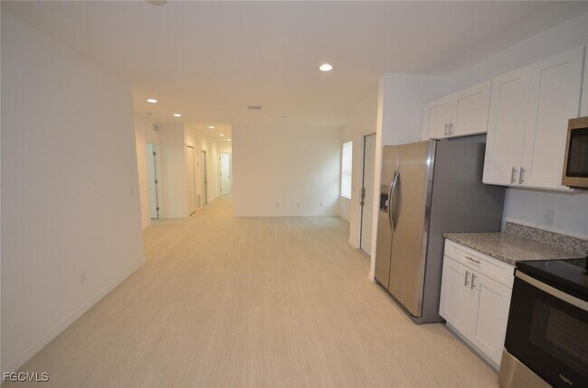 Foto del edificio - 3306 Bassie Ct