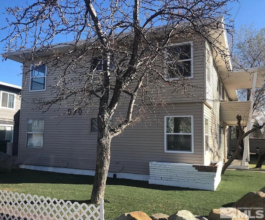 590 Denslowe Dr, Reno, NV 89512 Townhome Rentals in Reno NV