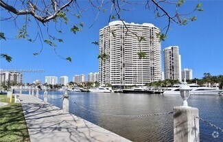 Building Photo - 3030 Marcos Dr
