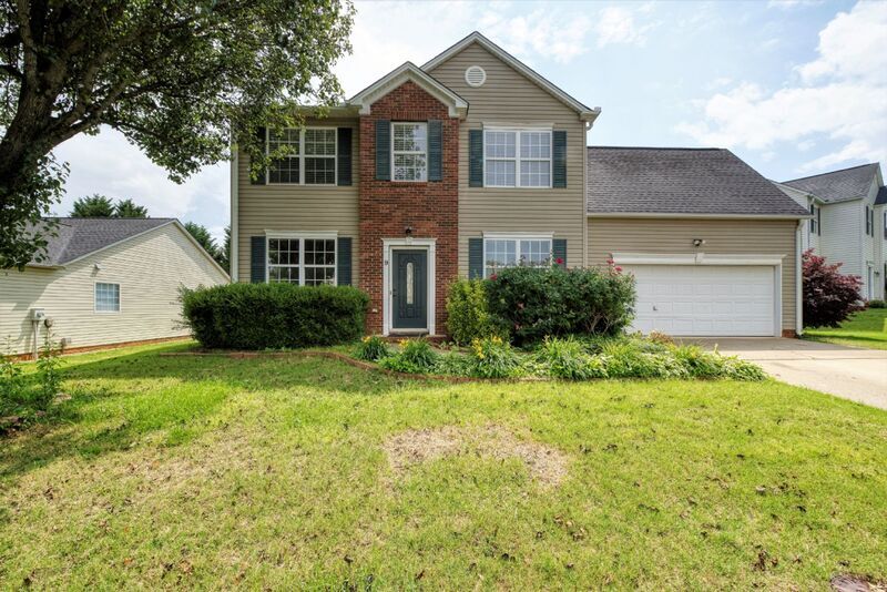 9 Blossom Park Ct, Mauldin, SC 29662 House Rental in Mauldin, SC