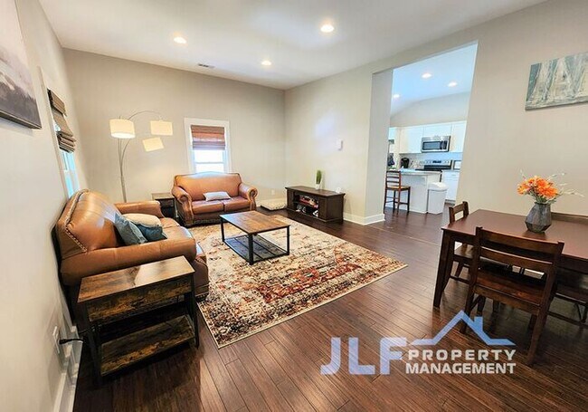 Foto del edificio - Beautiful 3/2 Ranch in Downtown Concord!