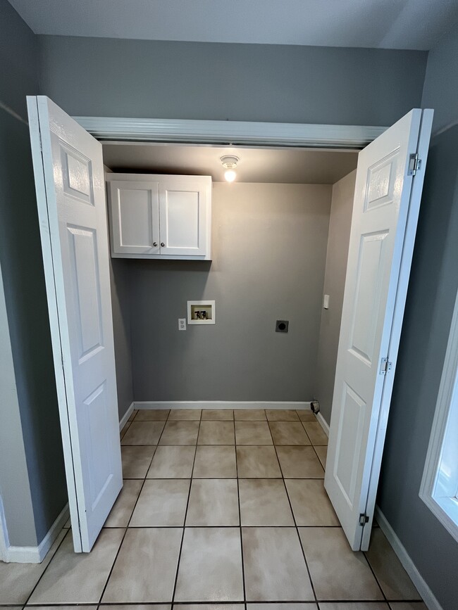 Cuarto de lavandería - 201 Springfield Cir