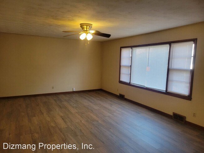 Building Photo - 2 br, 1 bath House - 1951 S. Collinson Ave.