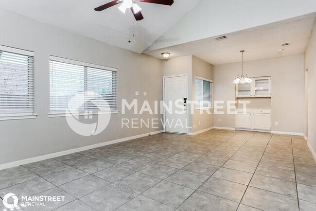 Foto del edificio - 1606 Allen Dr, Cedar Hill, TX 75104