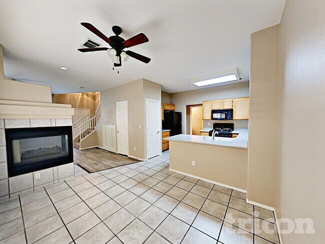 Building Photo - 6529 Sundown Heights Ave