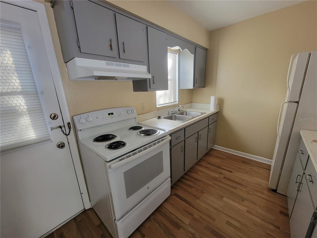 Foto del edificio - 3443 NE 10TH St