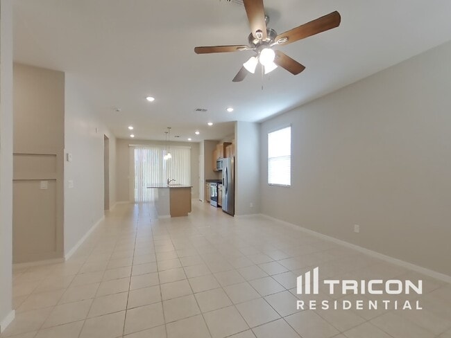 Foto del edificio - 40120 W Williams Way