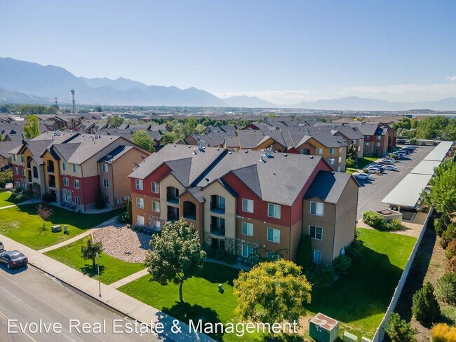 Foto del edificio - 3 br, 2 bath House - 986 W 270 S #302
