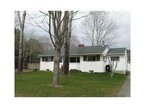 Building Photo - 180 Kingstown Rd