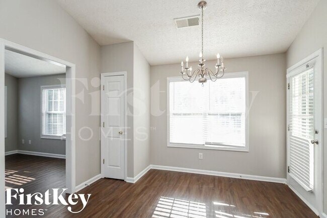 Building Photo - 90 Avonlea Dr